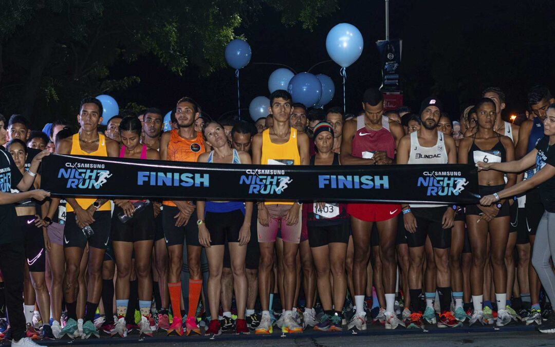 Más de 3 mil atletas participaron en la Carrera CLX Night Run en Valencia